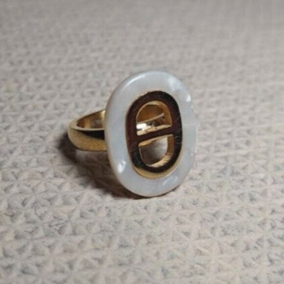 Women size 6 fashion ring women's accessories jewelry - Picture 1 of 4